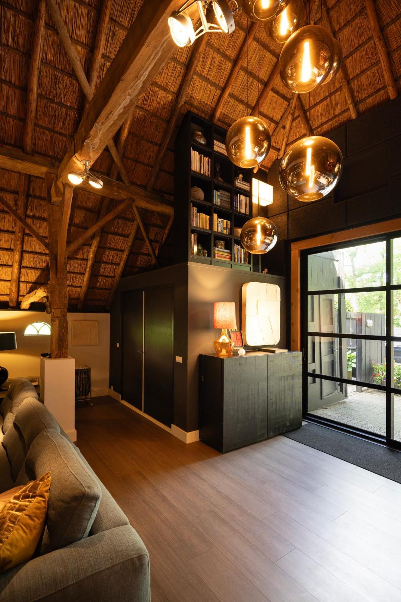 Luxe Hofstede Met Paardenstalling Appartement